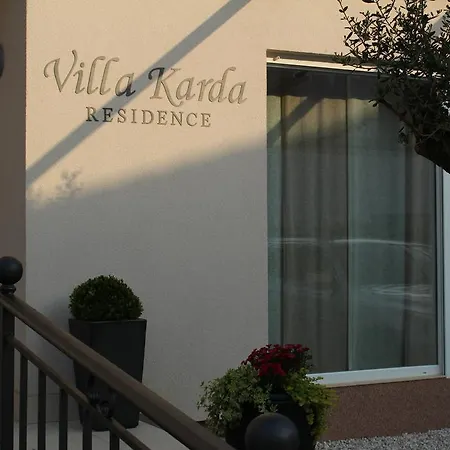 호텔 Karda